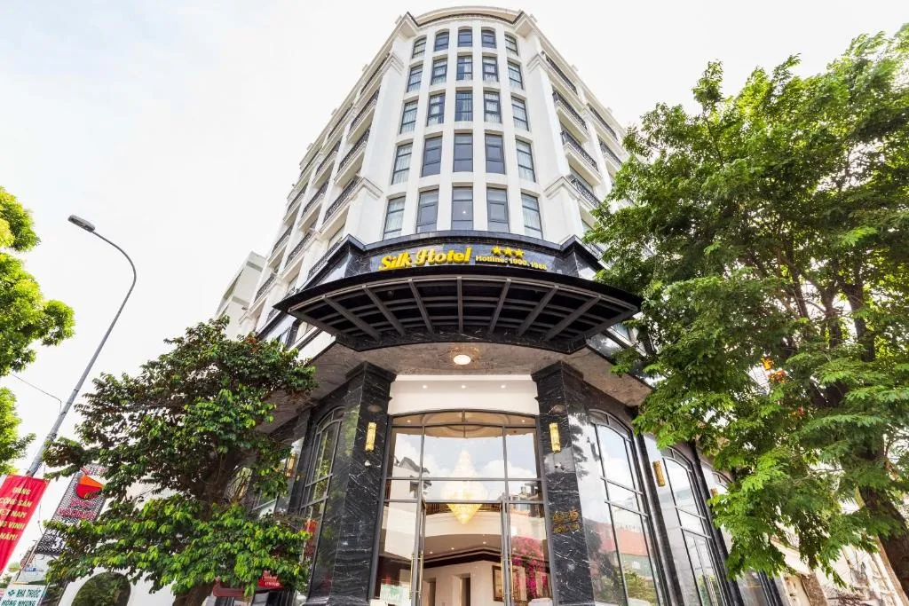Silk Hong Ha Hotel, Vietnam gallery image