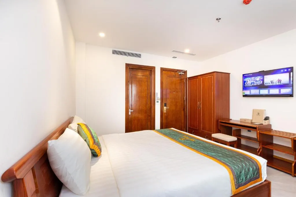 Silk Hong Ha Hotel, Vietnam gallery image