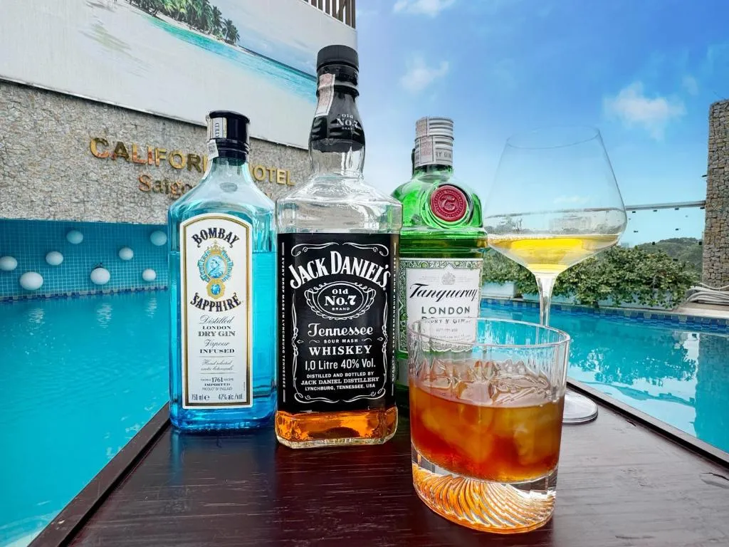 California Saigon Hotel & Rooftop Pool gallery image