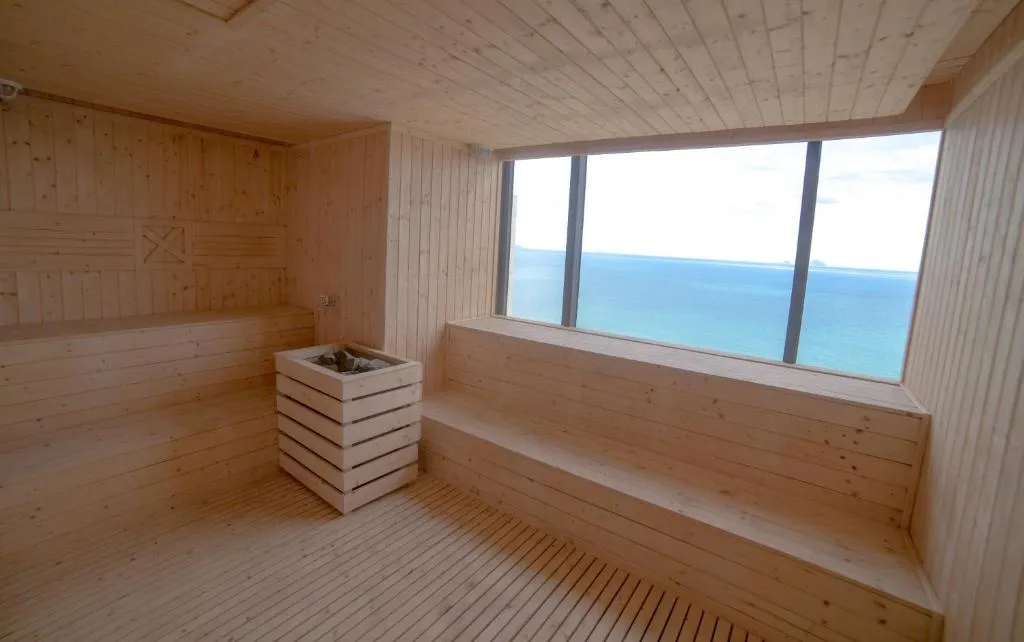 Alana Beach Hotel over view gallery image