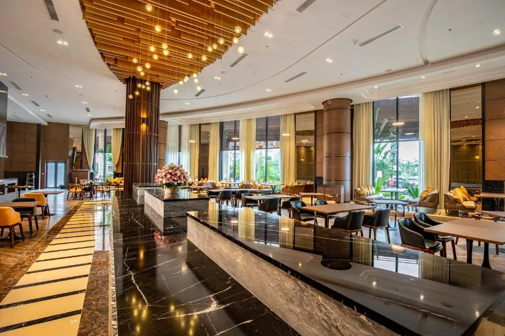 Ramada Hotel & Suites by Wyndham Halong Bay View gallery image