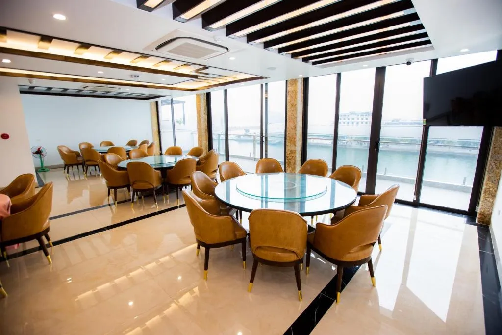 Golden Palm HaLong Hotel gallery image