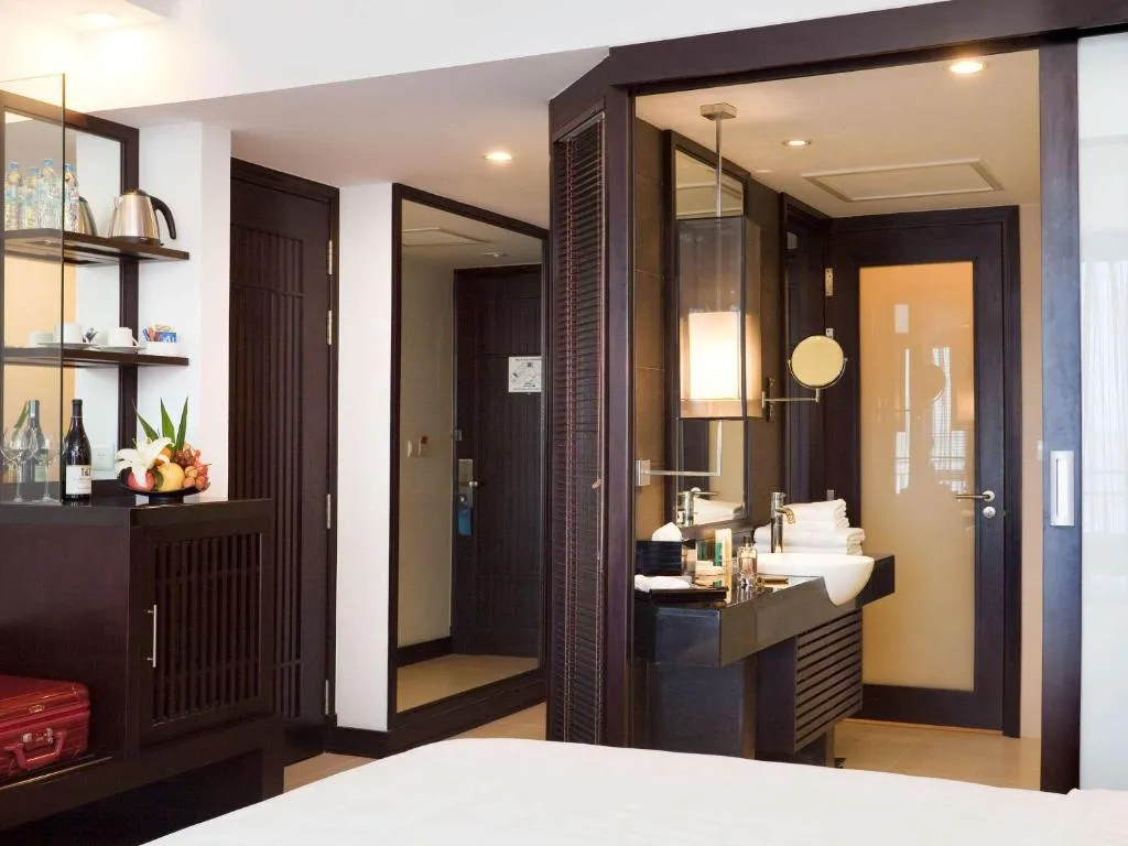 Novotel Ha Long Bay Hotel gallery image