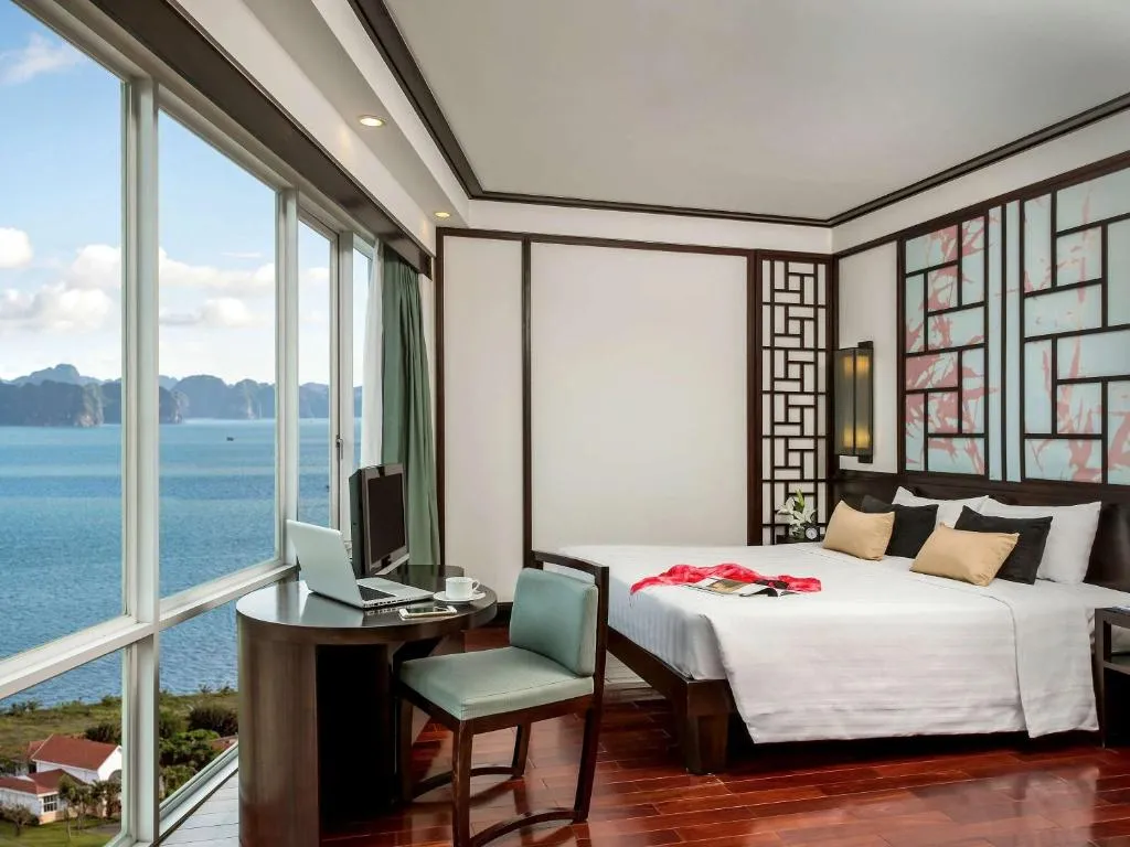 Novotel Ha Long Bay Hotel gallery image