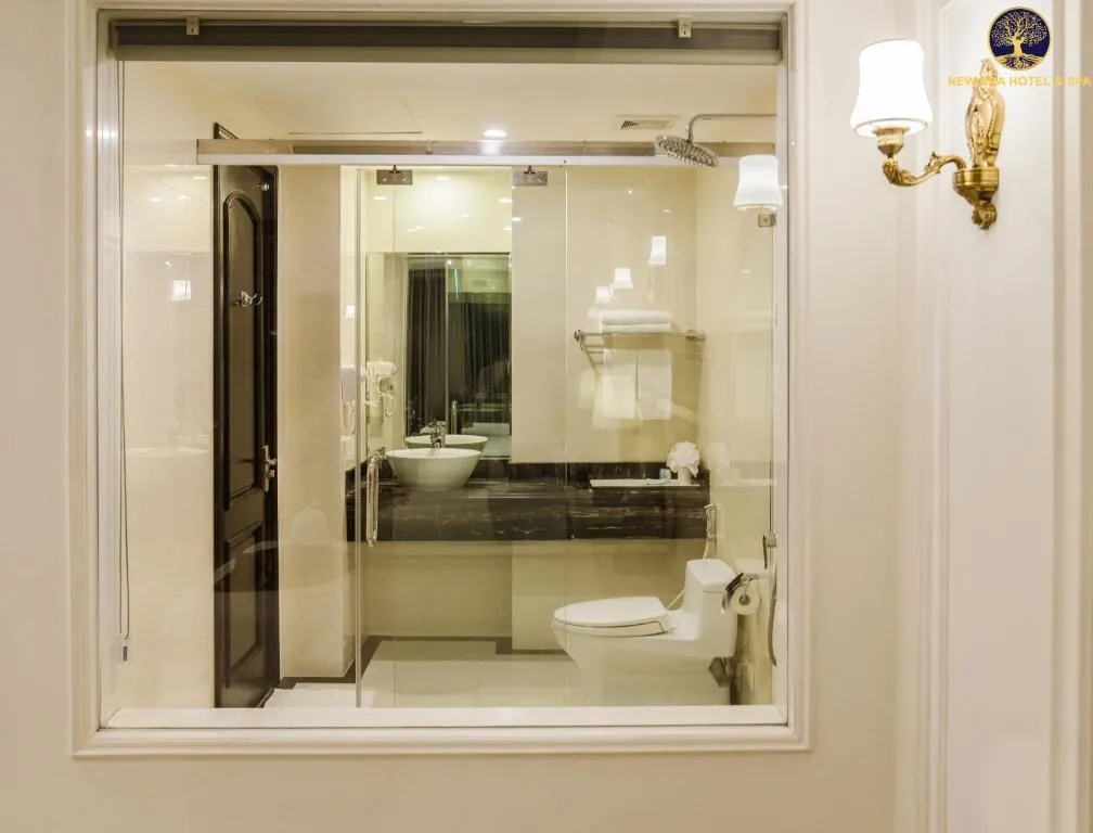 New Era Hotel & Spa Ha Long gallery image