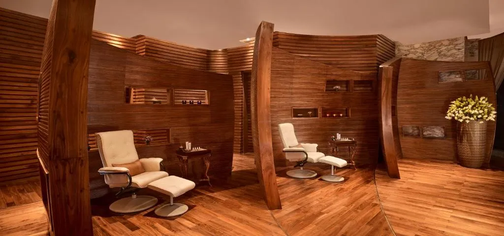 The Reverie Saigon Hotel gallery image