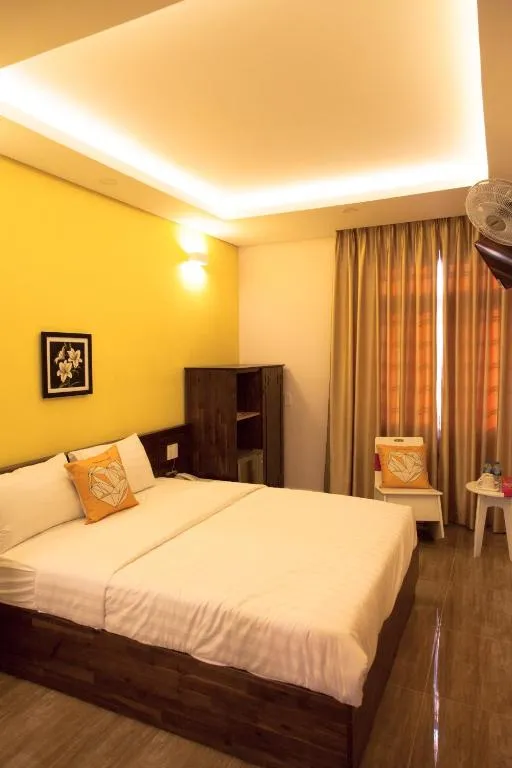 Spring Hotel gallery image