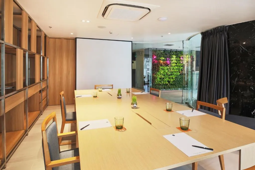 Zazz Urban Ho Chi Minh Hotel gallery image