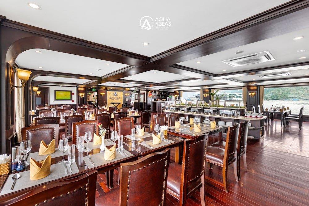 Aqua of the Seas Cruise gallery image
