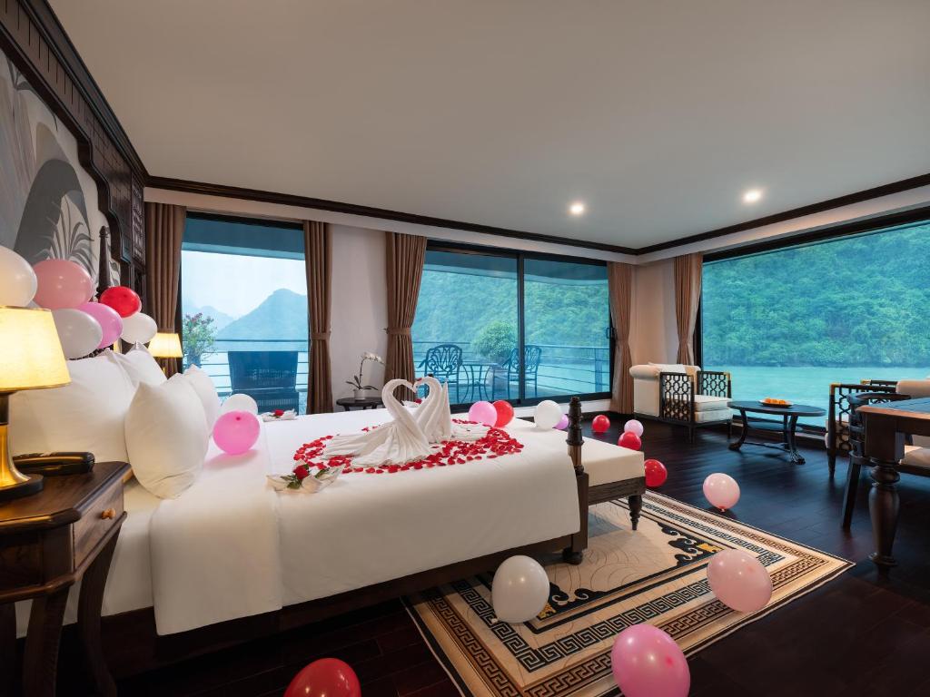 Era Premium Cruises gallery image