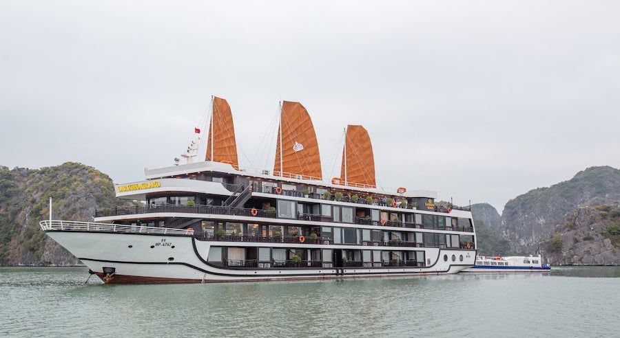 La Regina Grand Cruise