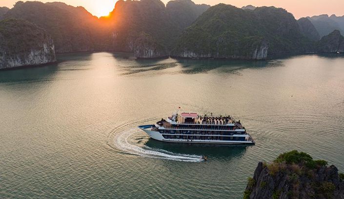 Rosy Cruise gallery image