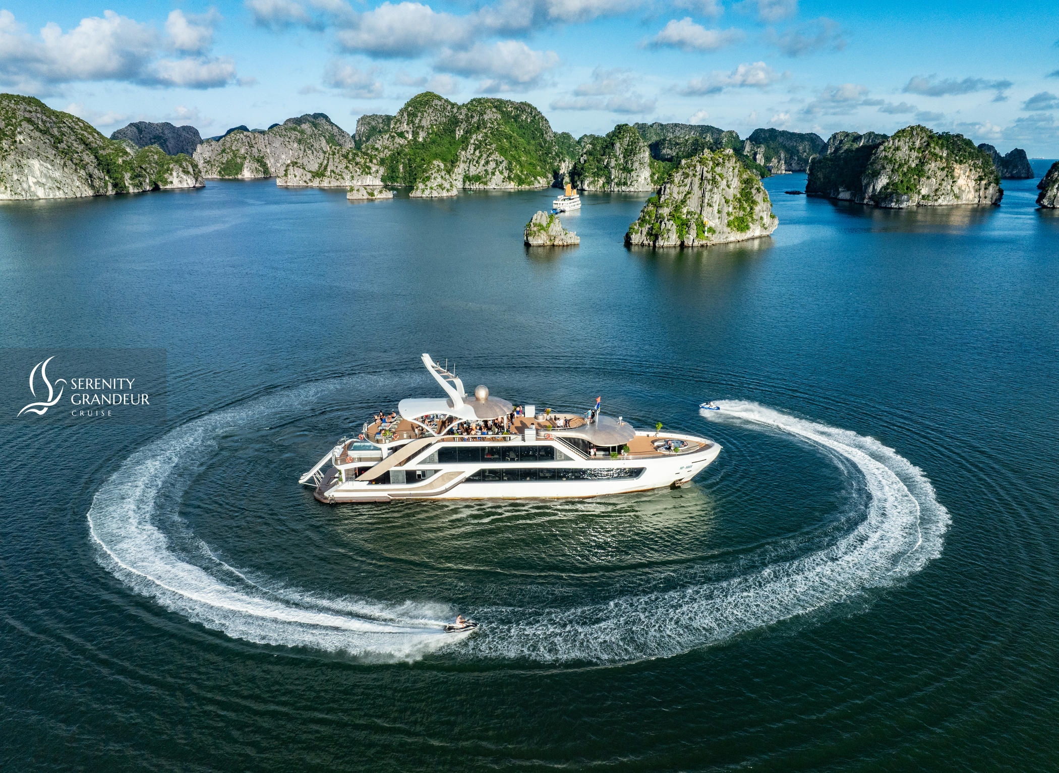 Serenity Grandeur Lan Ha Bay Day Cruise from Hanoi - Image 4