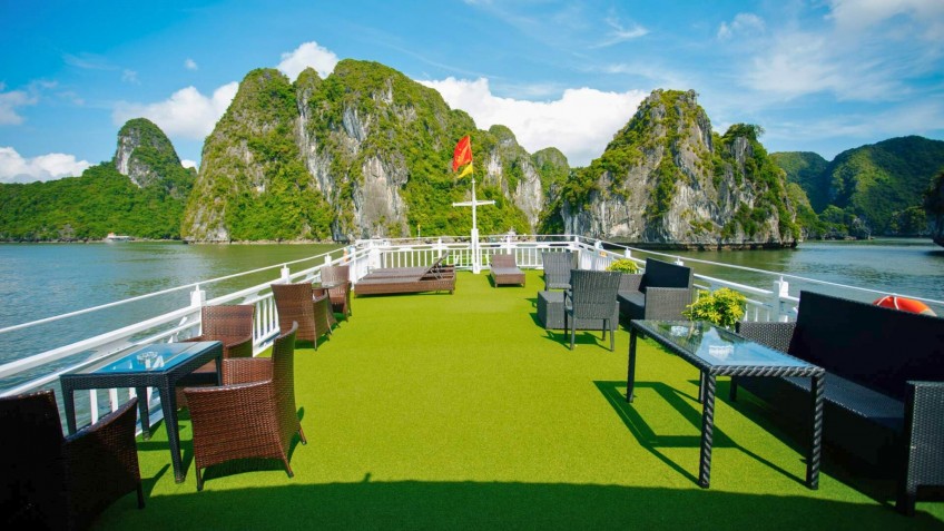 Viet Sails Cruises gallery image