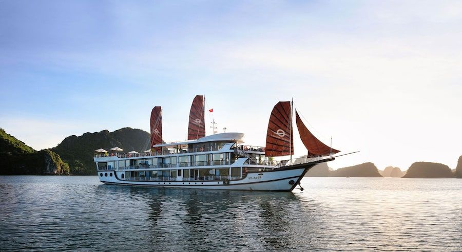 V'Spirit Cruises gallery image