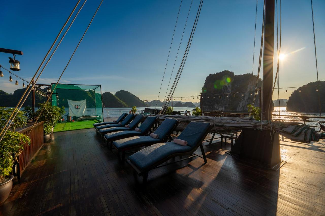 Mila Cruise Halong Bay - Image 36