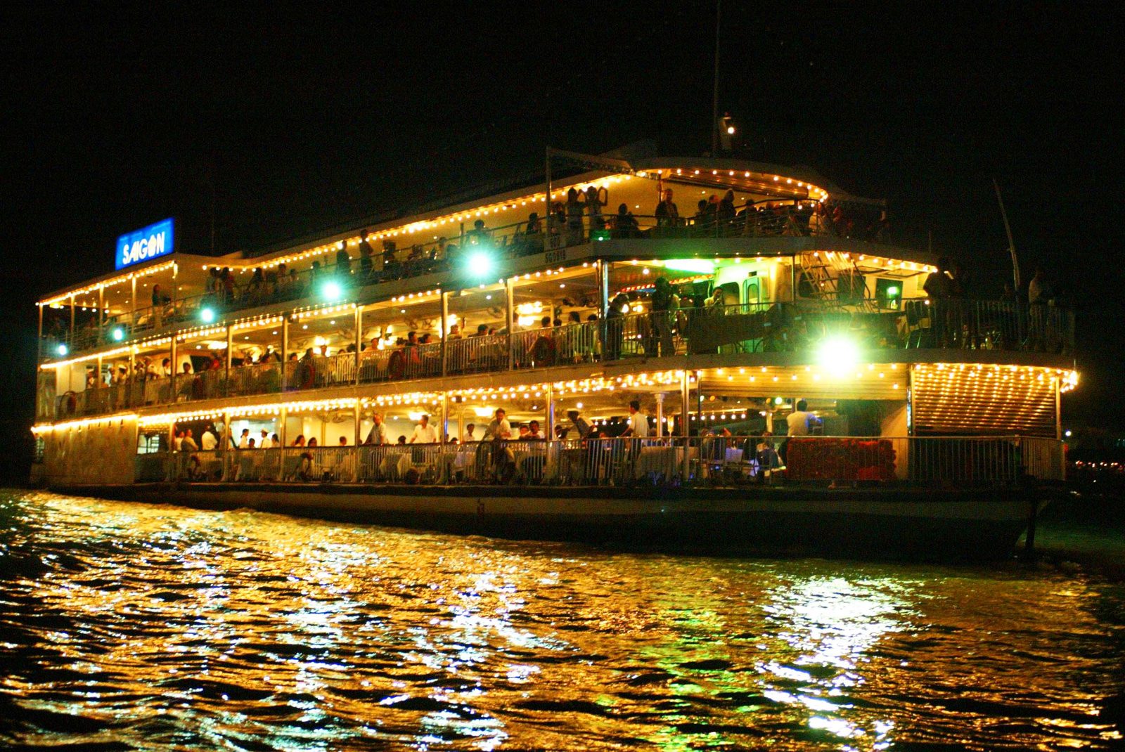 Dinner Cruise gallery image