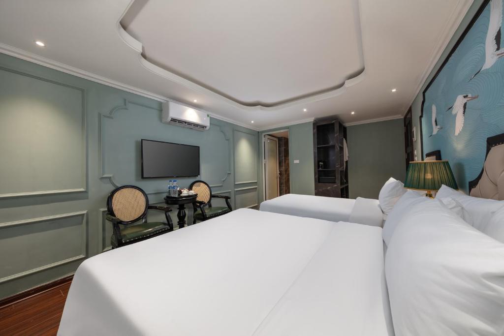 Madelise Grand Hotel - Image 4