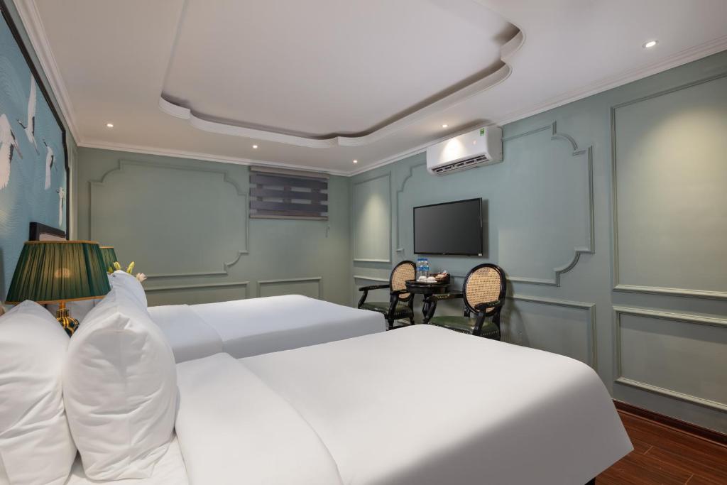 Madelise Grand Hotel - Image 5