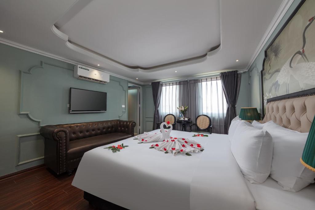 Madelise Grand Hotel - Image 14