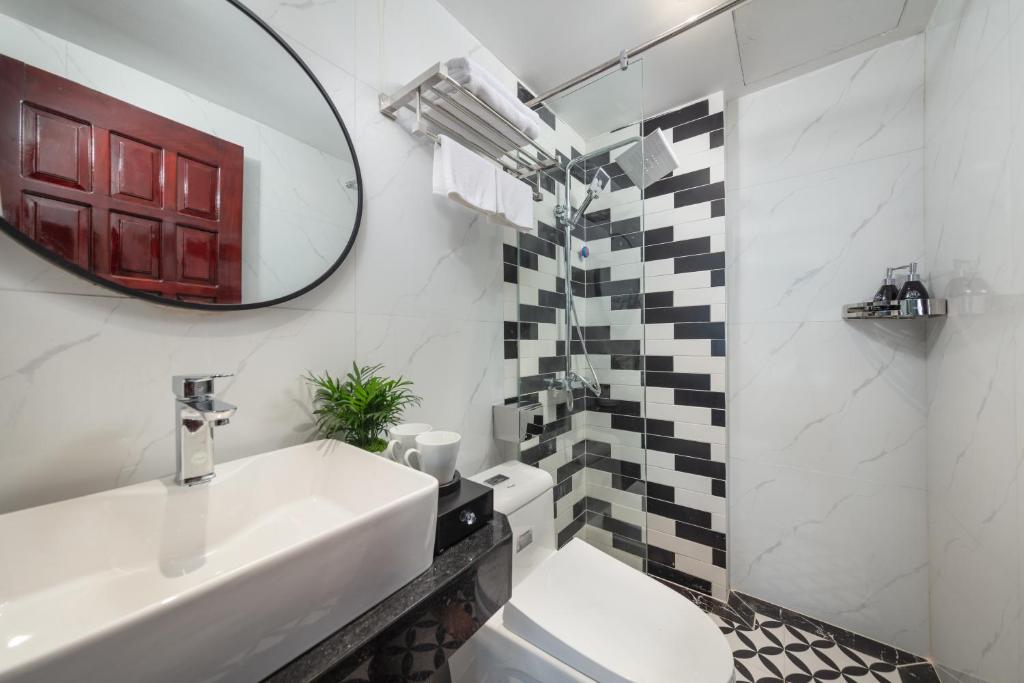 Madelise Grand Hotel - Image 9