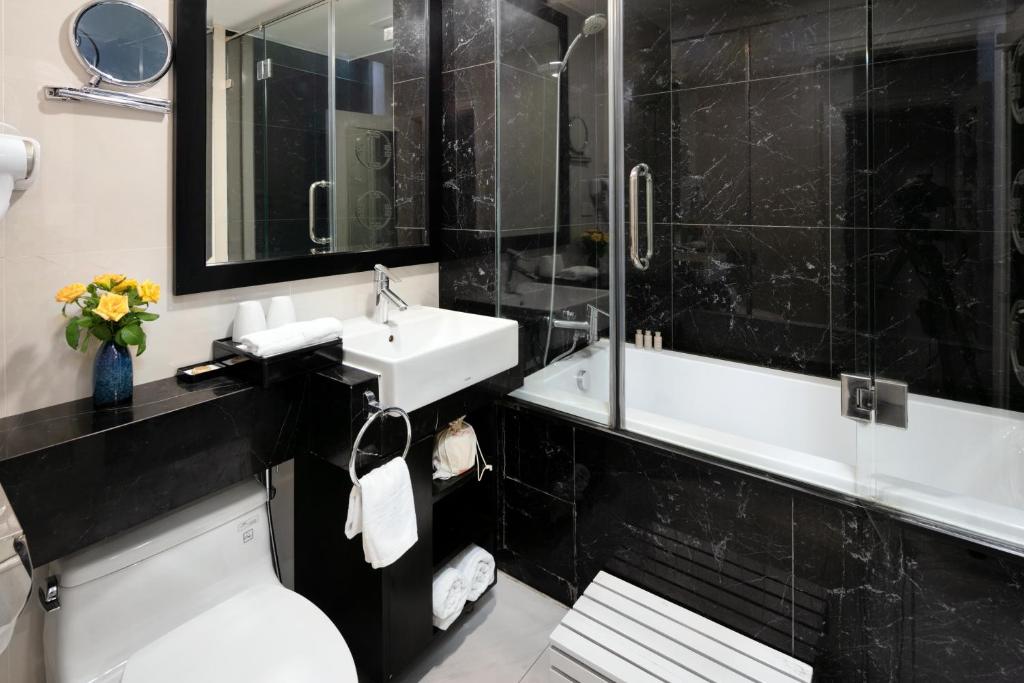 Minerva Church Hotel​ - Image 30