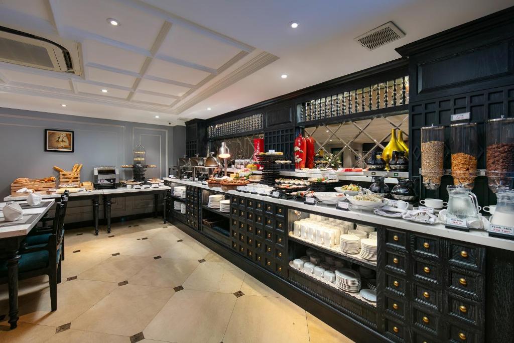 Scent Premium Hotel and Sky Bar - Image 41