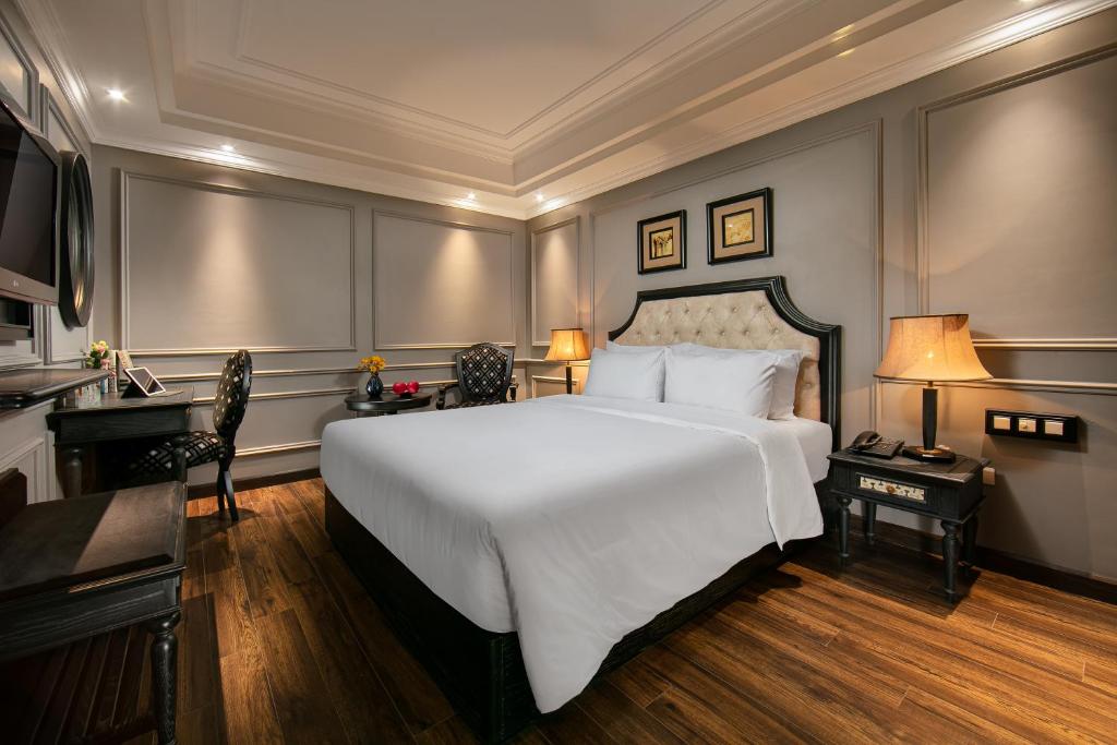 Scent Premium Hotel and Sky Bar - Image 6