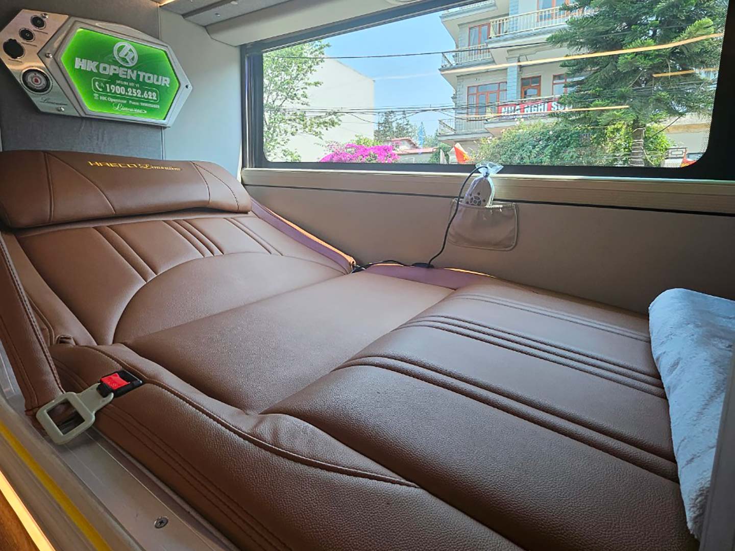 HK Open Tour: Hanoi - Sapa Bus - Image 4